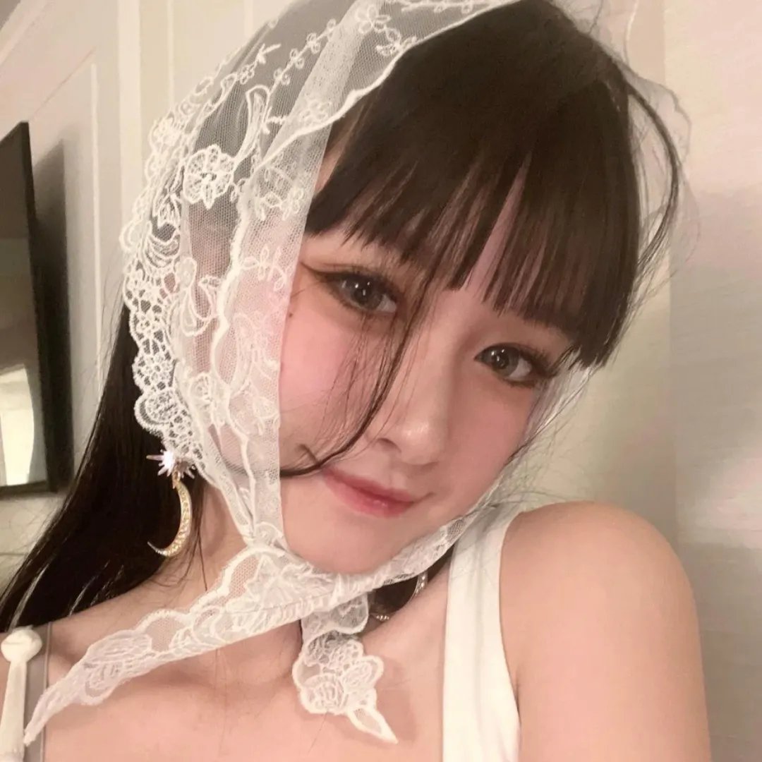 三颗纽扣